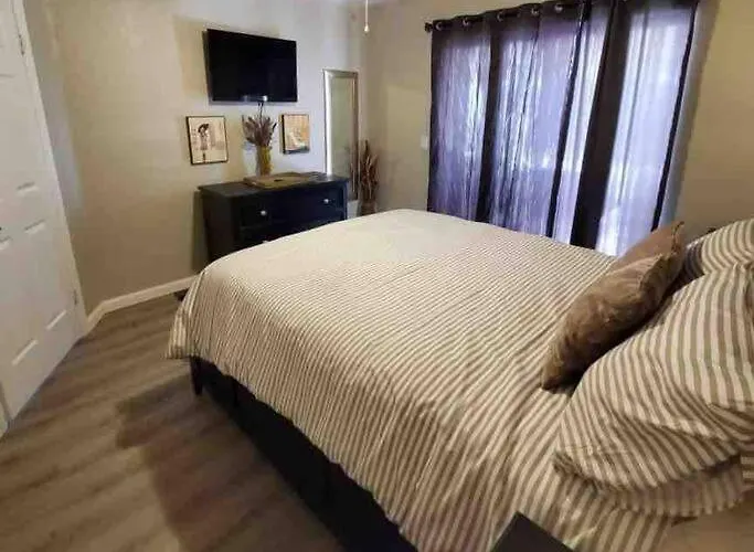 Havasu Retreat W Pool Everything Nearby! * Lake Havasu City