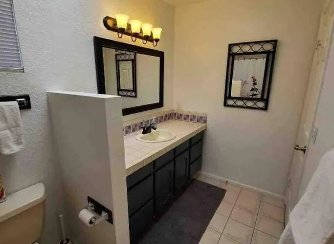 Havasu Retreat W Pool Everything Nearby! Ferienhaus Lake Havasu City